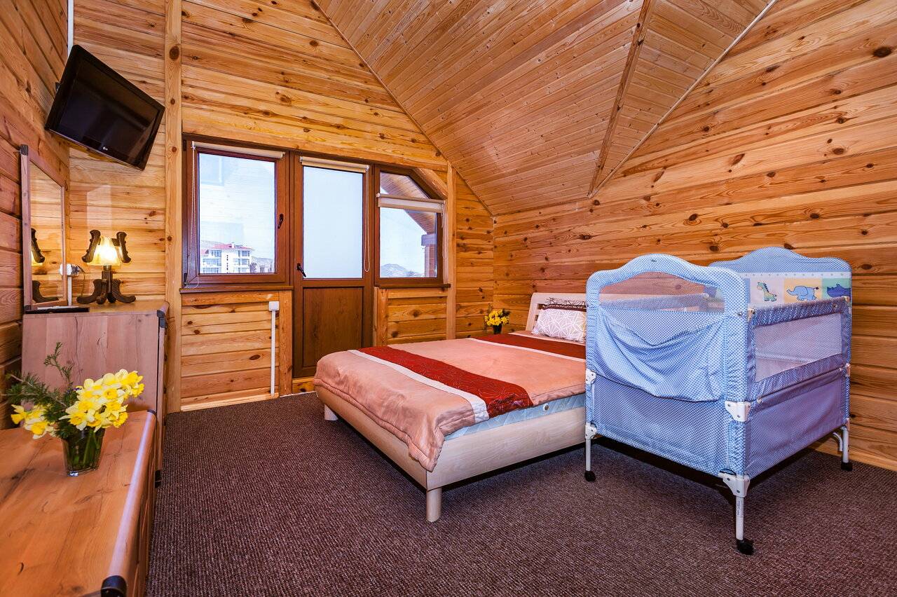 Фотографии номера Люкс с 2 спальнями в Гостевом доме Калипсо Коктебель